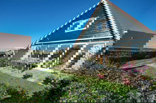 Foto 1 - Alluring Holiday Home Near Beach