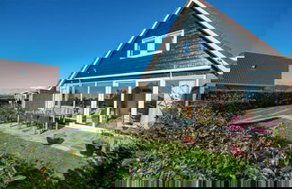 Photo 1 - Alluring Holiday Home Near Beach