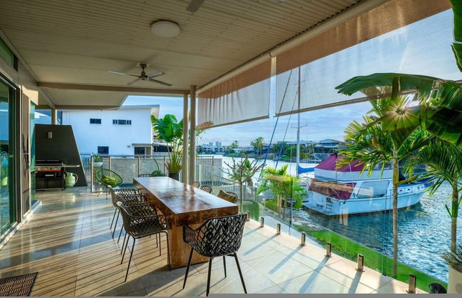 Water-front Paradise Pool - BBQ - Balcony Dining - Foto 62