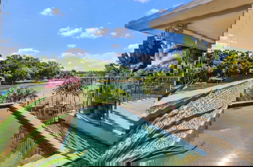 Foto 10 - Water-front Paradise Pool - BBQ - Balcony Dining