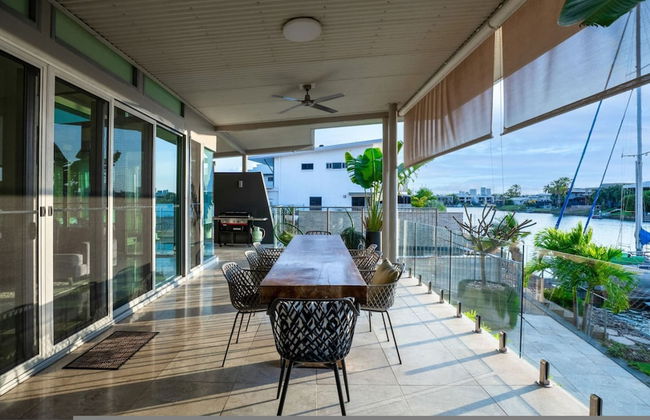 Water-front Paradise Pool - BBQ - Balcony Dining - Foto 50