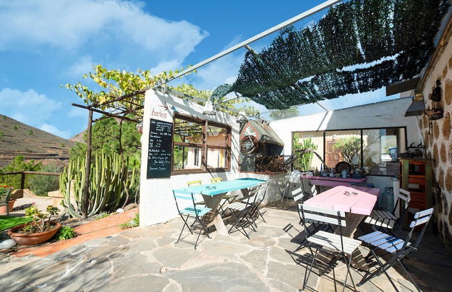Appealing Holiday Home in La Escalona With Mountain Views - Foto 12