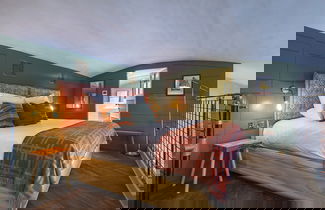 Photo 3 - Shirehall Apartments