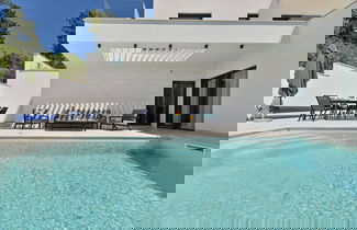 Photo 1 - Villa Oasis