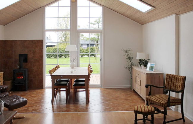 6 Person Holiday Home in Esbjerg V - Photo 25