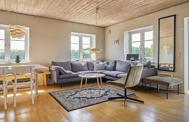 12 Person Holiday Home in Aakirkeby - Foto 7