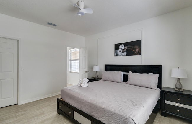 5/3 Pool Home Located in Sunset Ridge Community! - Foto 17