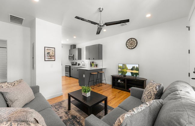 2-Bedroom East Austin Condo-Free Parking - Foto 9