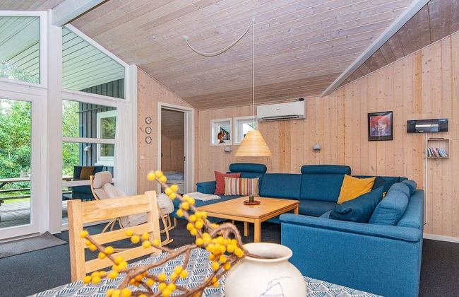8 Person Holiday Home in Toftlund - Photo 11
