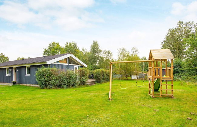 8 Person Holiday Home in Toftlund - Photo 18