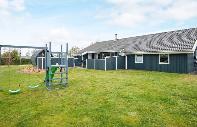 10 Person Holiday Home in Nordborg - Photo 19