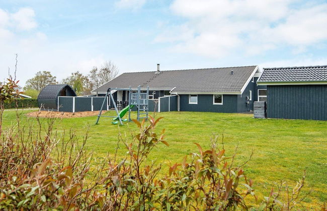10 Person Holiday Home in Nordborg - Photo 32
