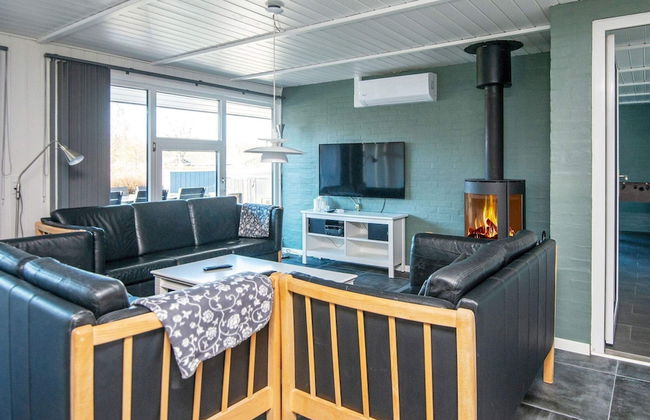 10 Person Holiday Home in Nordborg - Photo 12
