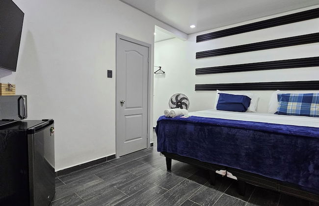 HK Group Hotel - Photo 5