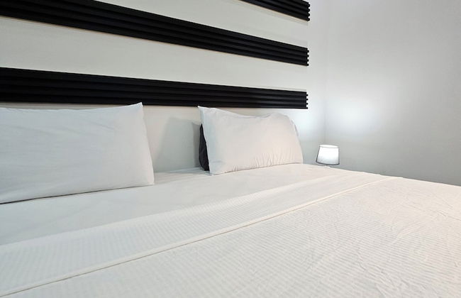 HK Group Hotel - Photo 6