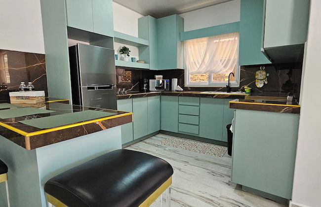 HK Group Hotel - Photo 9