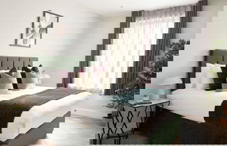 Photo 1 - Commercial Road Serviced Apartments - London City East