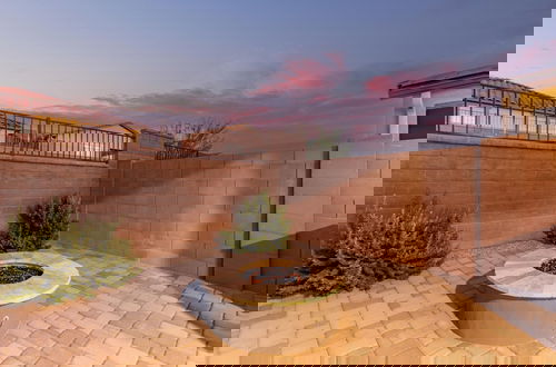 Photo 29 - Charming Home in the Desert