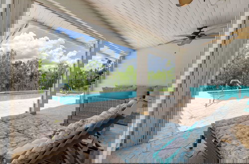Foto 24 - Casa Bonita by Avantstay Large Backyard, Patio, Pool + Hot Tub