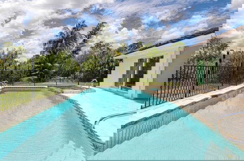 Foto 27 - Casa Bonita by Avantstay Large Backyard, Patio, Pool + Hot Tub