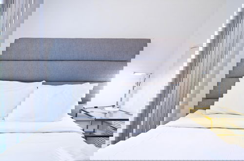 Foto 6 - RivetStays - The Peter Suites