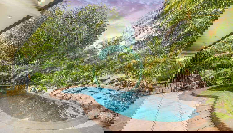Foto 1 - Zen Treetops Private Pool Outdoor Dining