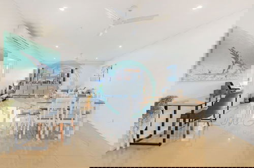 Photo 5 - ZEN Array Cityscape Panoramas Gym Pool BBQ