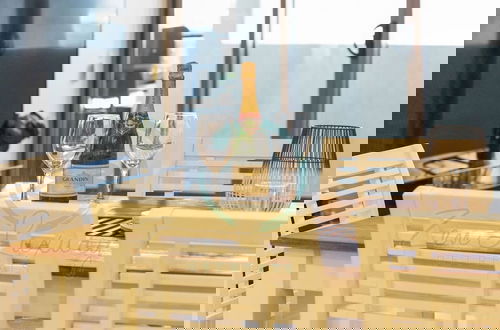 Photo 8 - ZEN Array Cityscape Panoramas Gym Pool BBQ