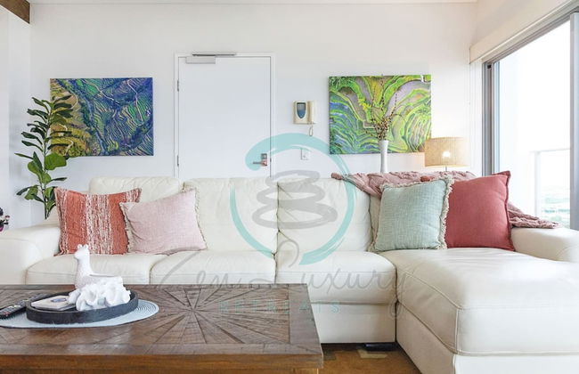Coastal Magnificence Pool Workspace Parking - Foto 8