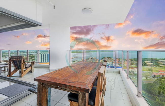 Coastal Magnificence Pool Workspace Parking - Foto 4