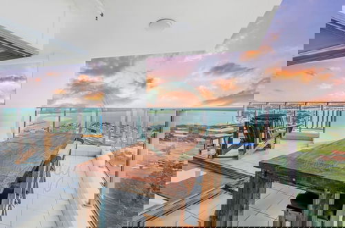 Foto 4 - Coastal Magnificence Pool Workspace Parking