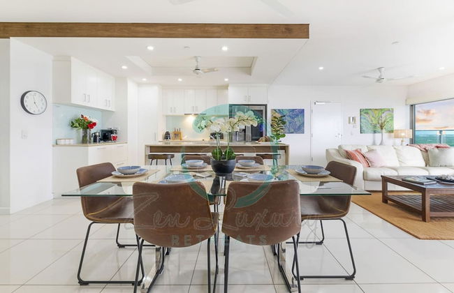 Coastal Magnificence Pool Workspace Parking - Foto 10