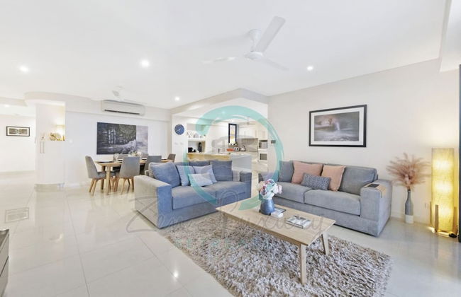 Zen Ocean Charm 3BR Luxury W Front Apt Pool BBQ - Foto 3