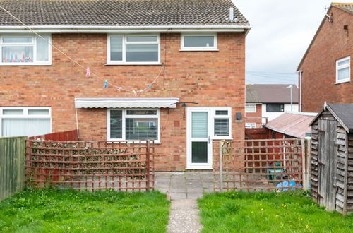 Photo 68 - Spacious 3 Bedroom House in Barry