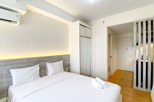 Photo 1 - Modern Look And Comfy Studio Patraland Urbano Apartment