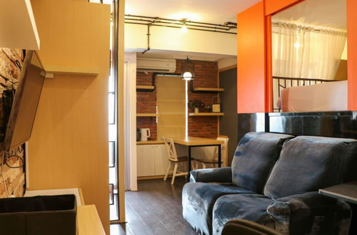Foto 12 - Spacious And Comfort Stay Studio At Green Bay Pluit Apartment