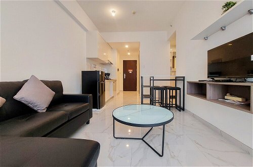 Photo 10 - Comfortable And Homey Living 2Br At Sky House Bsd Apartment