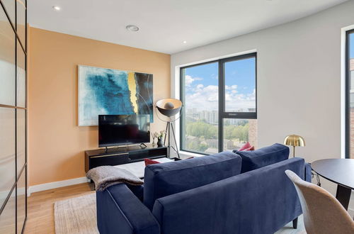 Photo 23 - Sleek and Stylish Studio Apartment