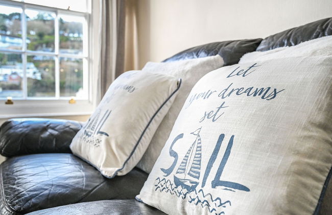 Harbourside Apartment in the Centre of Looe - Foto 2