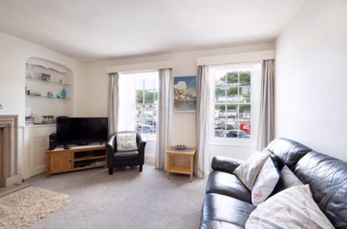 Photo 1 - Harbourside Apartment in the Centre of Looe