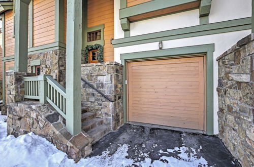 Photo 11 - Ski-in/out Townhome w/ Hot Tub by Arrow Bahn Lift