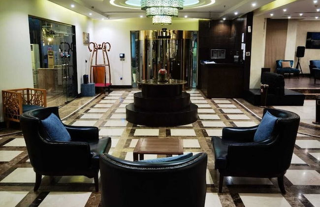 the continent residence - Photo 2