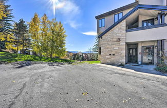 Photo 2 - Cozy Condo w/ View, Walk to Steamboat Ski Resort