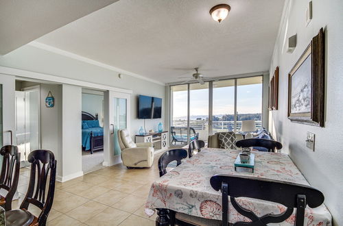 Photo 26 - Beachside Biloxi Club Condo: Balcony w/ Ocean View