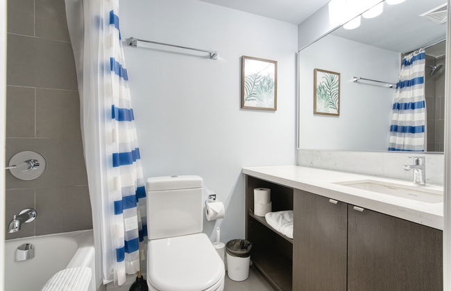 Yorkville Modern 1 Bedroom Suite Toronto - Foto 32