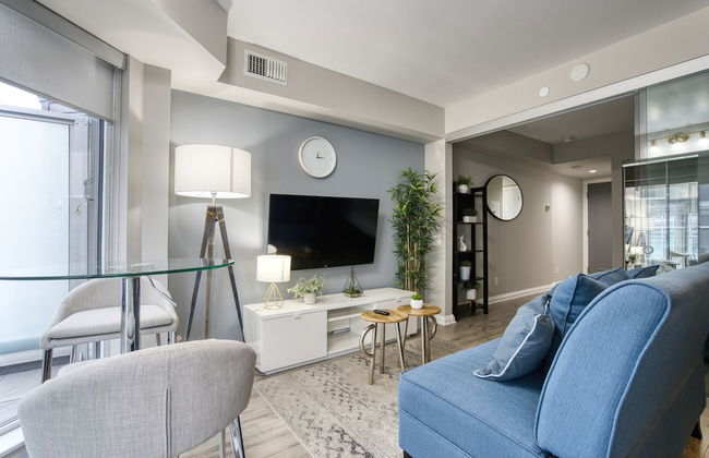 Yorkville Modern 1 Bedroom Suite Toronto - Foto 25