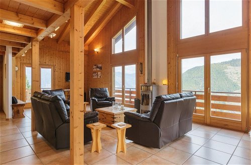 Photo 3 - La Taniere - Cozy Chalet With Incredible Views and Parking