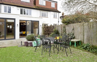 Foto 2 - Wonderful Family Home With Garden Near Twickenham by Underthedoormat