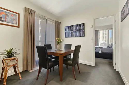 Foto 4 - Spacious Apartment In Central Auckland