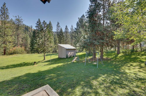 Photo 17 - Cozy Countryside Cabin in Robie Creek Park